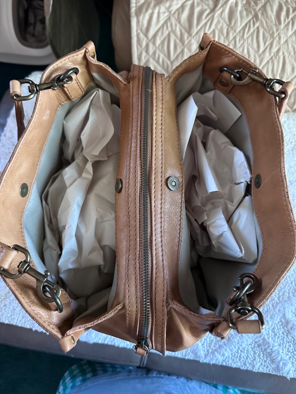 American Leather Co. Lennox Triple Entry Satchel. - Picture 6 of 10